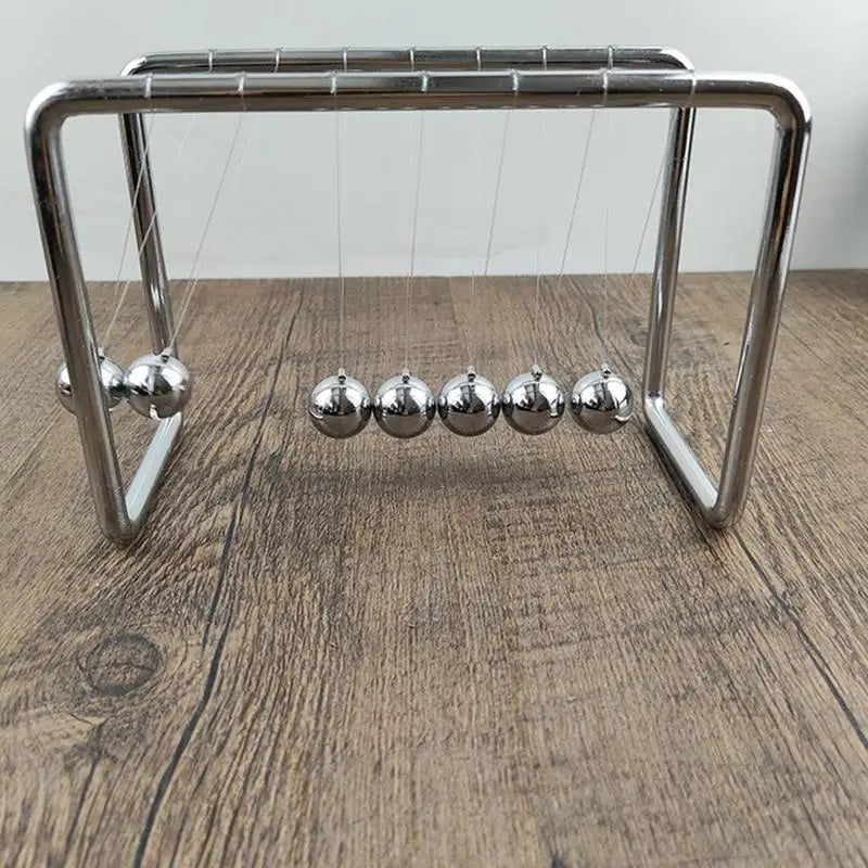 Newton Pendulum Cradle